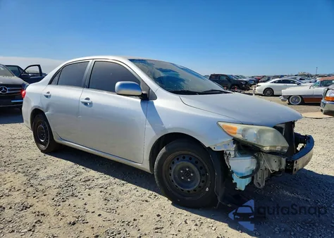2013 Toyota Corolla Base z USA, uszkodzony, nr VIN 5YFBU4EE4DP152531